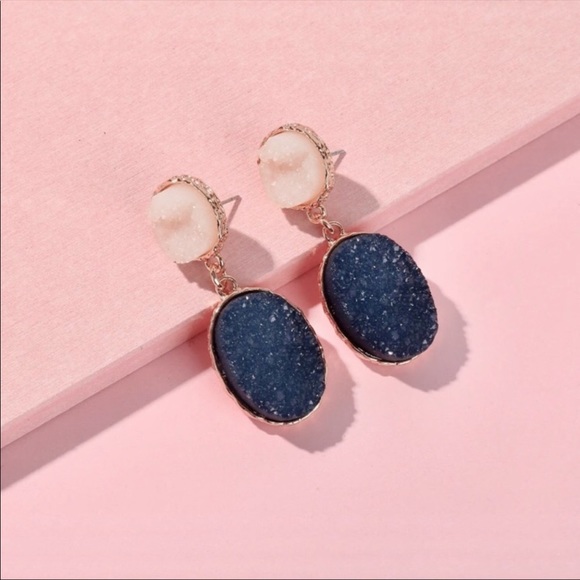 Anthro Druzy Quartz Earrings in Navy - Picture 2 of 5
